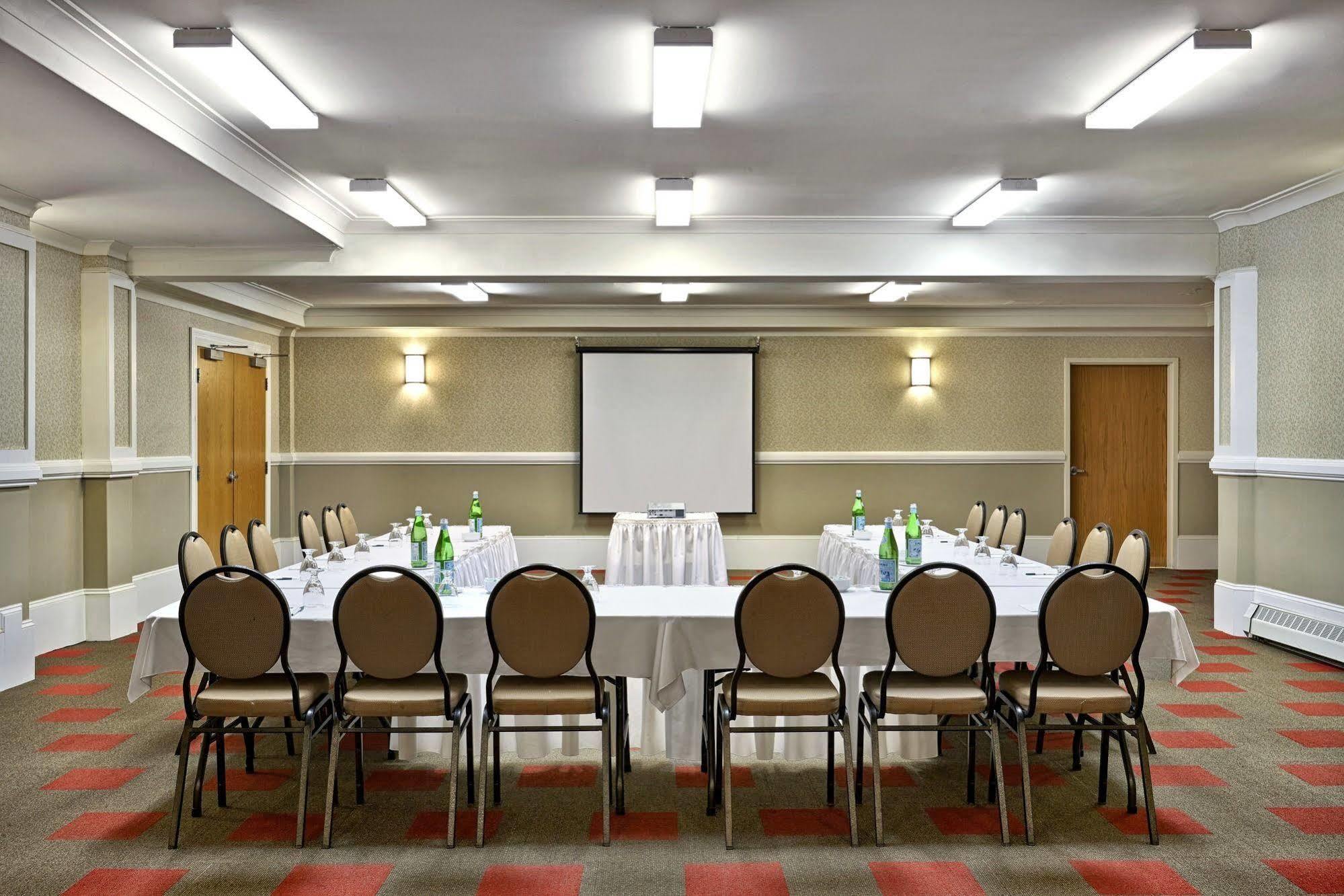 Holiday Inn Express & Suites Halifax - Bedford By Ihg Eksteriør bilde
